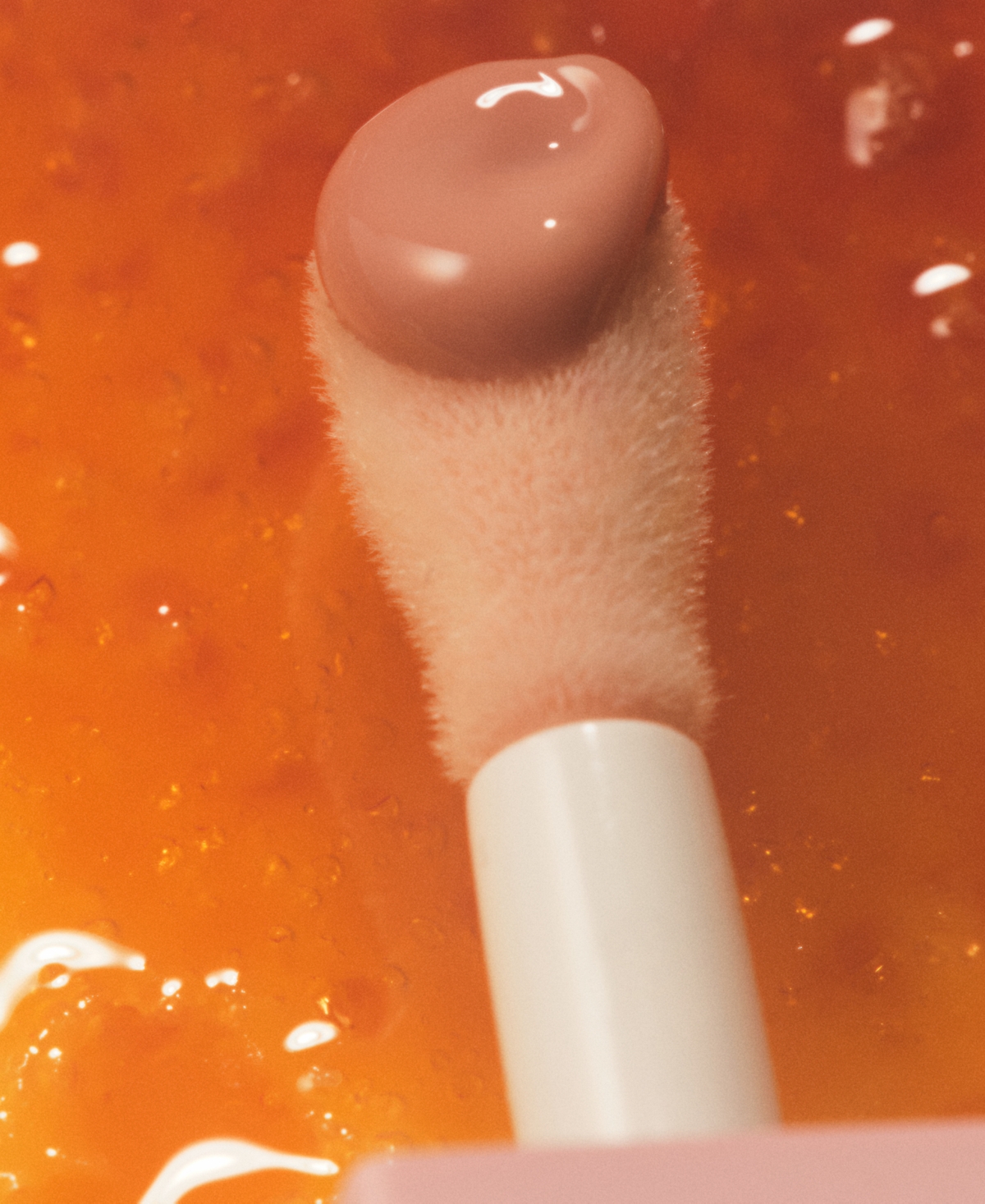 Kylie Cosmetics Kylie Skin Lip Oil In Crã¨me Brã»lã©e