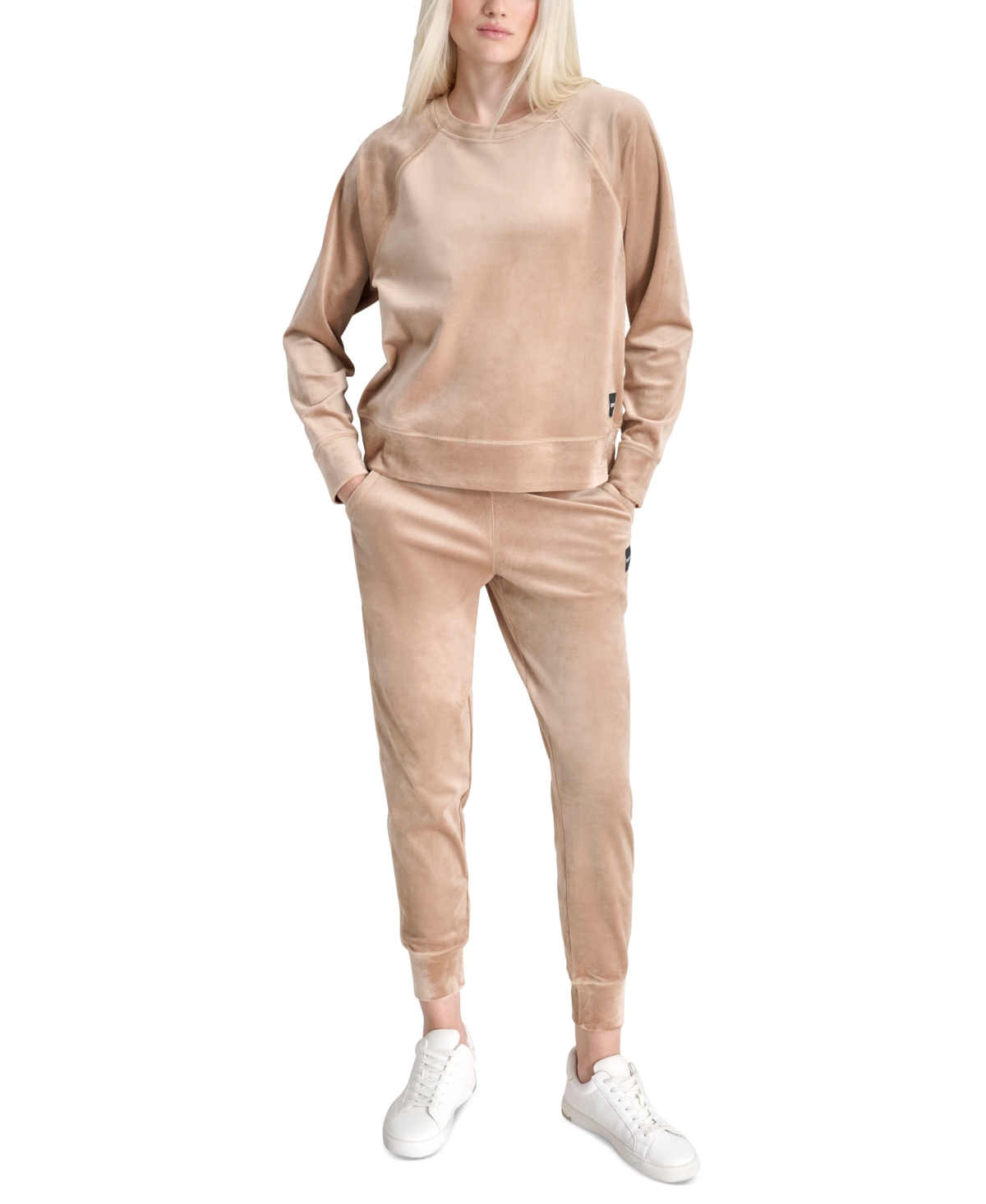 Women's Platinum Velour Crewneck Sweatshirt - Praline