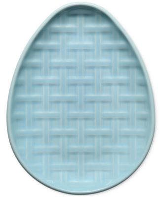 Embossed Egg Plate
