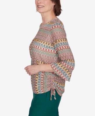 Petite Emerald Isle Spliced Texture Top with A Drawstring Hemline