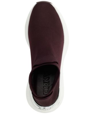 Women's Zhavia Slip-On Sneakers