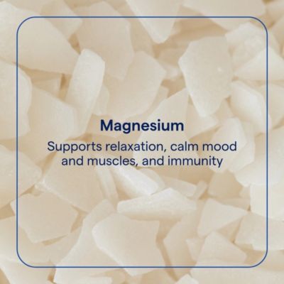 Pure Magnesium Flakes: Bath soak for relaxation, sleep, and skin health. Soothes body and feet. 44 oz.