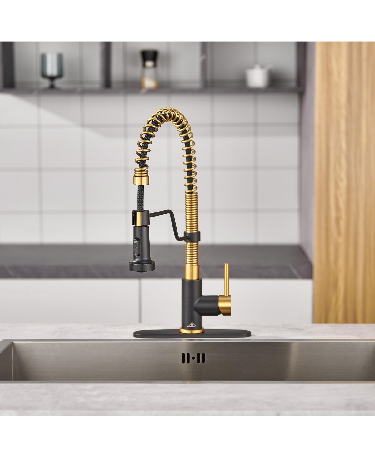 Casainc 1.8 Gpm Spring Neck Pull Down Kitchen Faucet with Deck Plate - Matte black+brushed gold