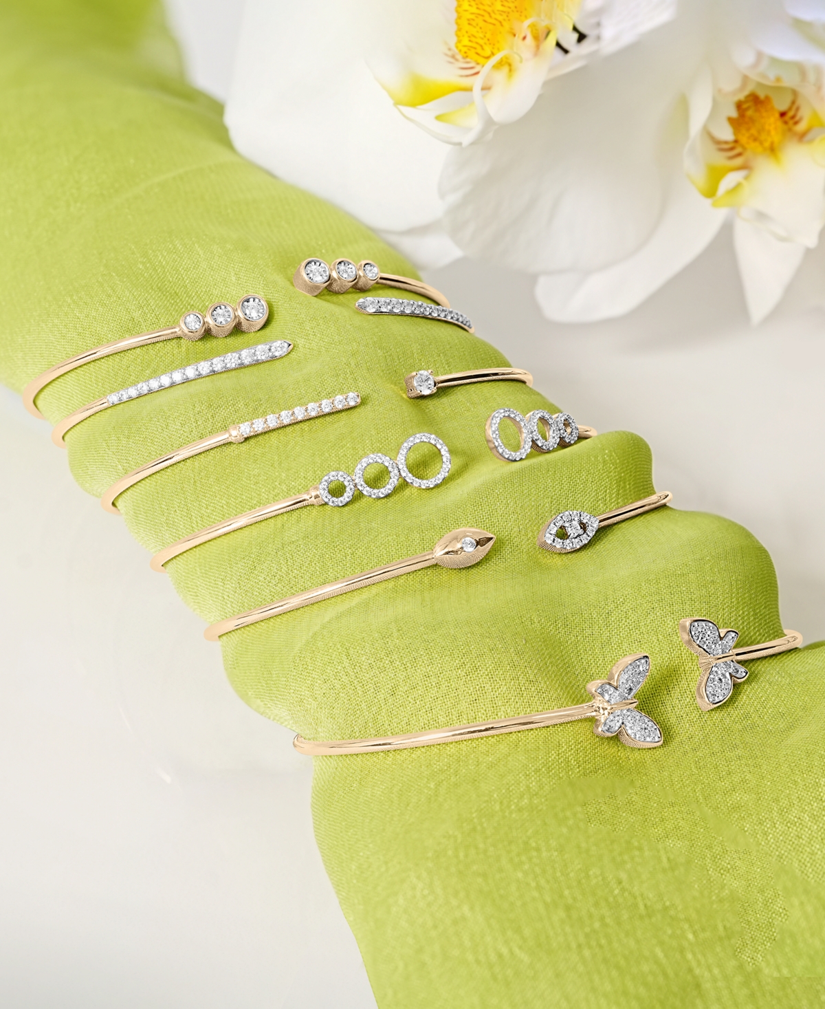 Wrapped Diamond Circles Wire Cuff Bangle Bracelet (1/4 Ct. T.w.) In 14k Gold, Created For Macy's In Yellow Gold