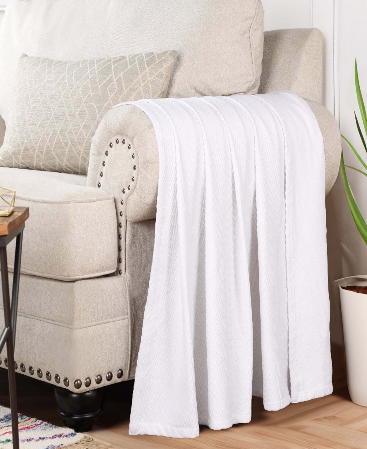 Superior Chevron All-season Cotton Throw, 50" X 60" In White