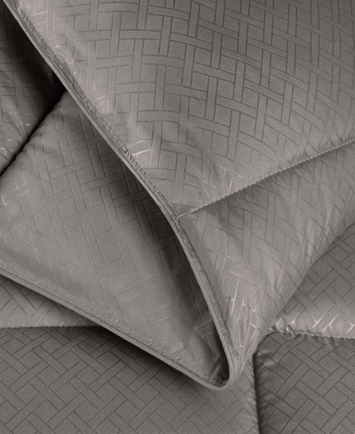 Superior Monochrome Basketweave Plush Microfiber Down Alternative Comforter, Full/queen In Charcoal