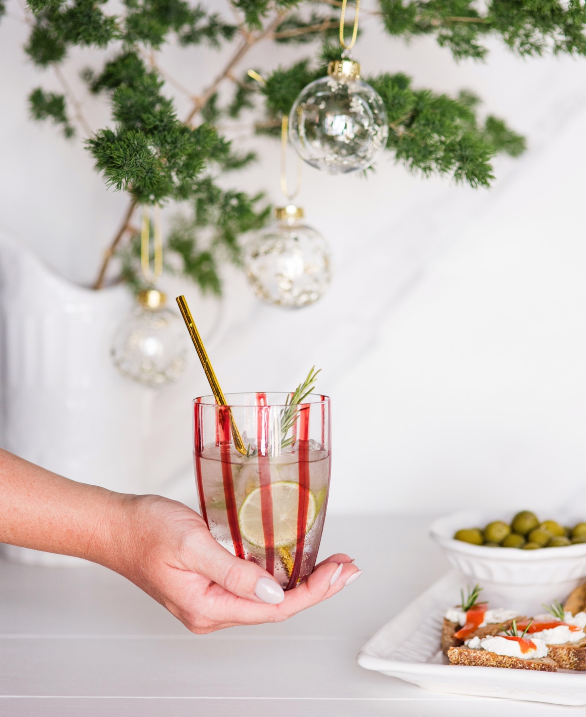 Vietri Nuovo Stripe Tall Tumbler In Red