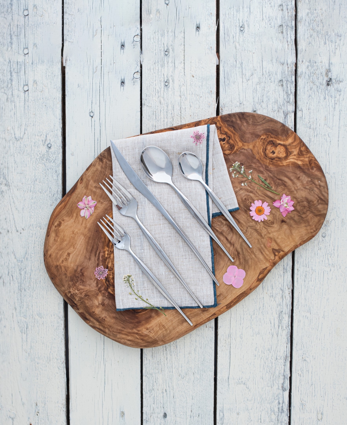 Vietri Natura Place Knife In Silver