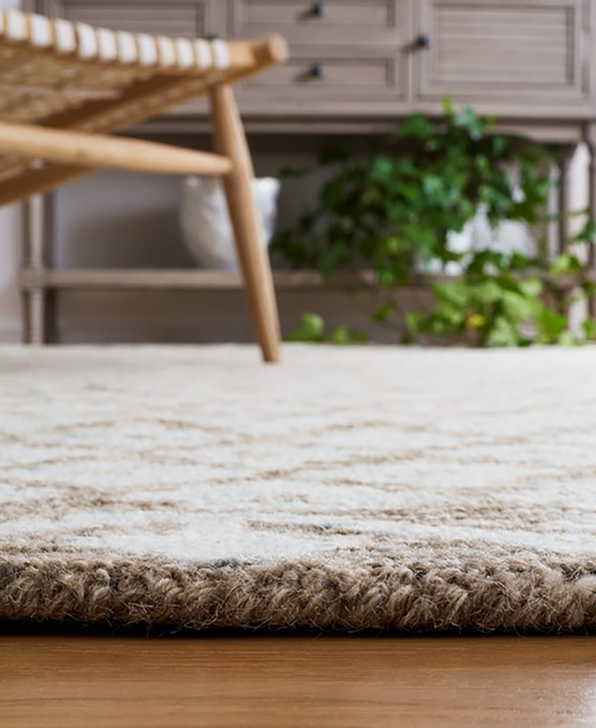 Safavieh Metro Iii MET357W 5'x8' Area Rug -Sage