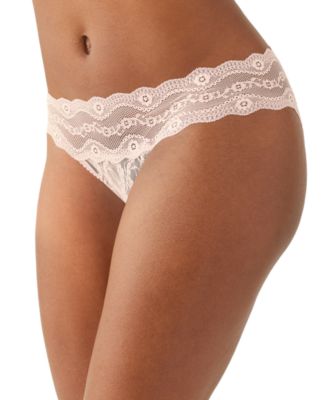 b.tempt'd Women's by Wacoal Lace Kiss Bikini Underwear 978182