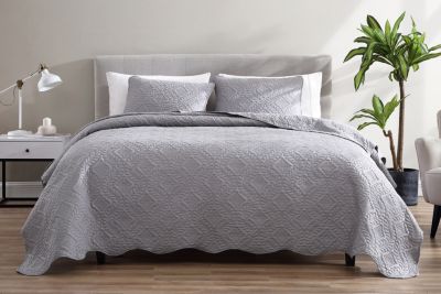 Riviera 3 Piece Embossed Bedspread/Coverlet and Pillow Shams Set