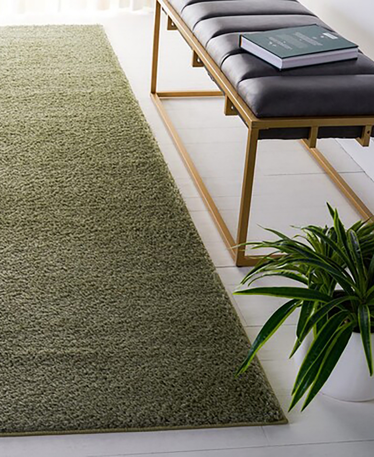 Safavieh Tahoe Shag THO670W 2'x8' Area Rug
