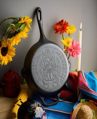 Cast Iron 10" Skillet with Helper Handle