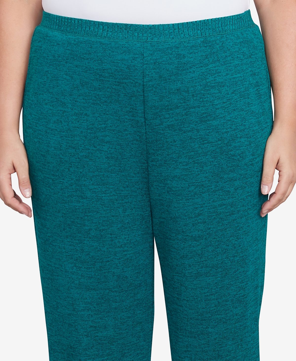 Alfred Dunner Plus Size French Quarter Soft Brushed Knit Short Length Pants In Jade