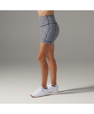 Women's Stash & Dash Biker Short 6"