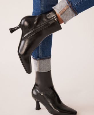 Women's Pablo Snip Toe Dress Booties