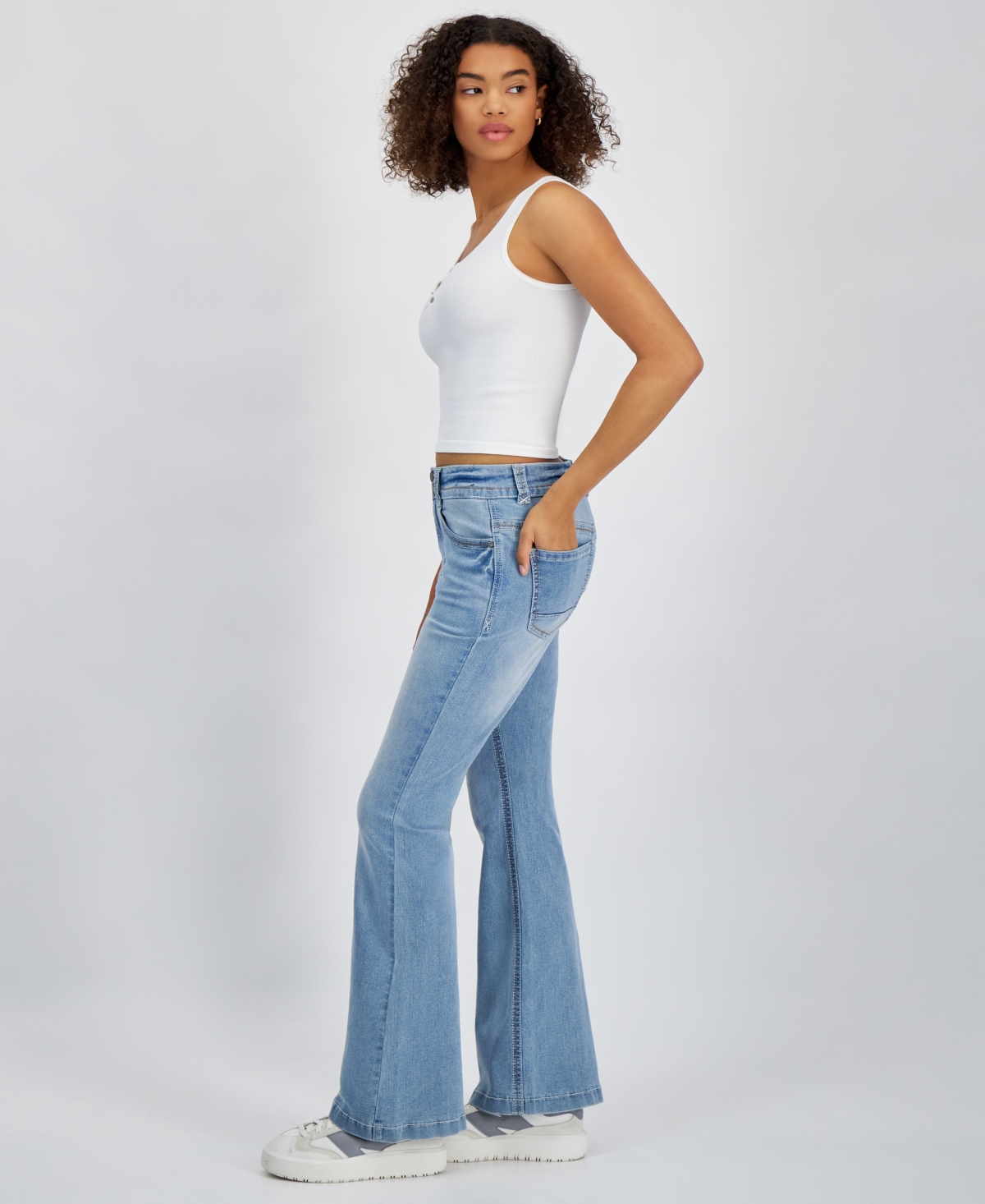 Dollhouse Juniors' High-Rise Flare-Leg Jeans
