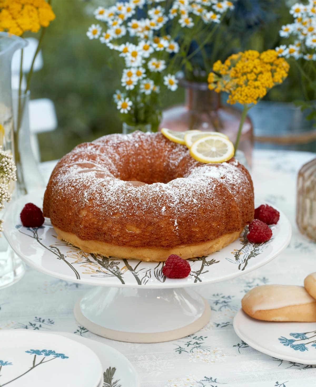 Lenox Wildflowers Cake Plate In White