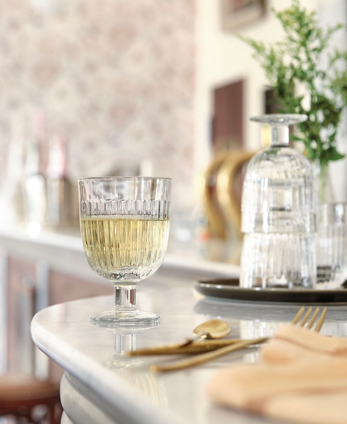 La Rochere Quiescent Wine Glasses, Set Of 6 In Transparent
