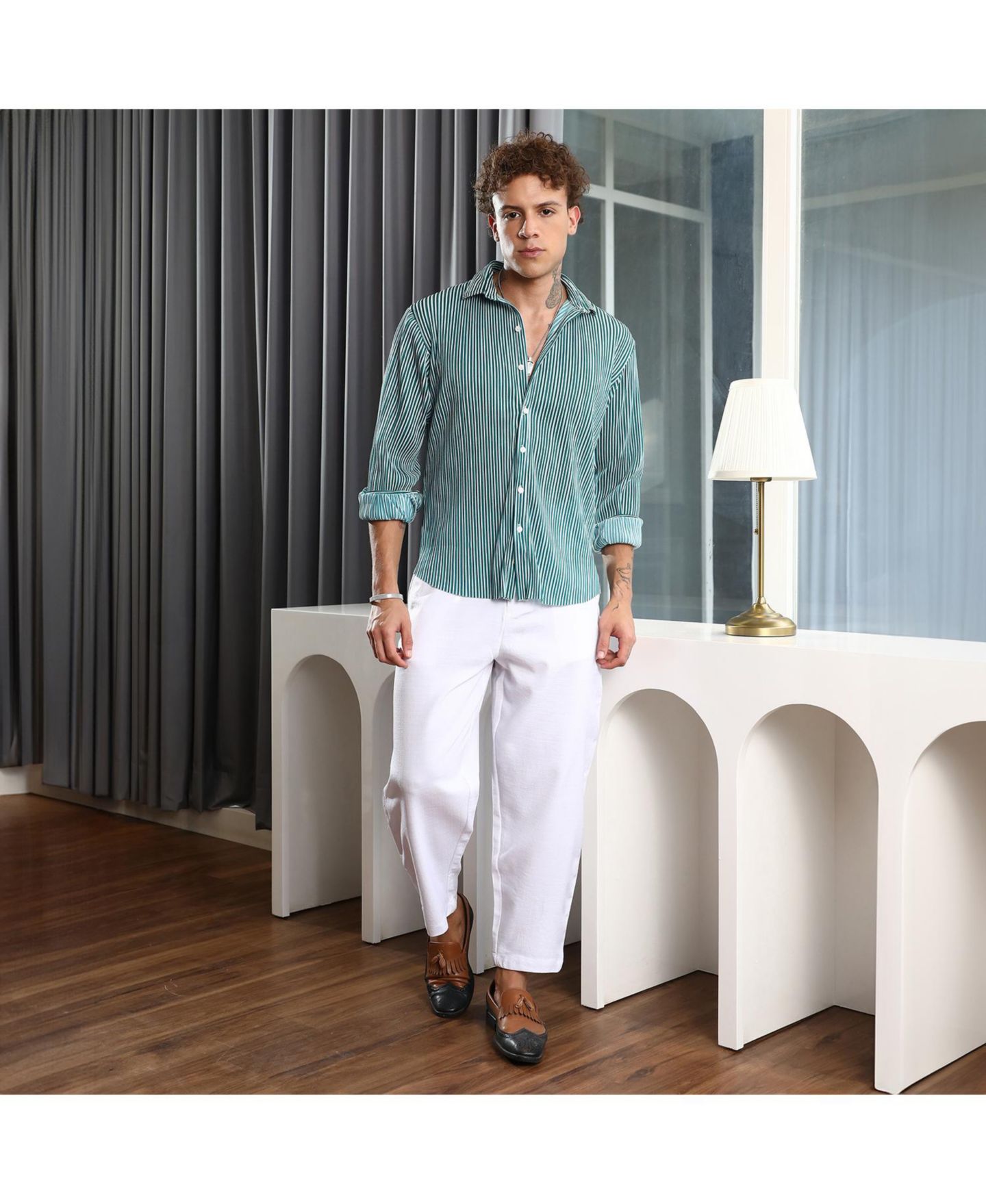 Мужская рубашка Cahoot Campus Sutra Forest Green & Powder White Pleat-Creased, цвет: Зелёный — фото 4