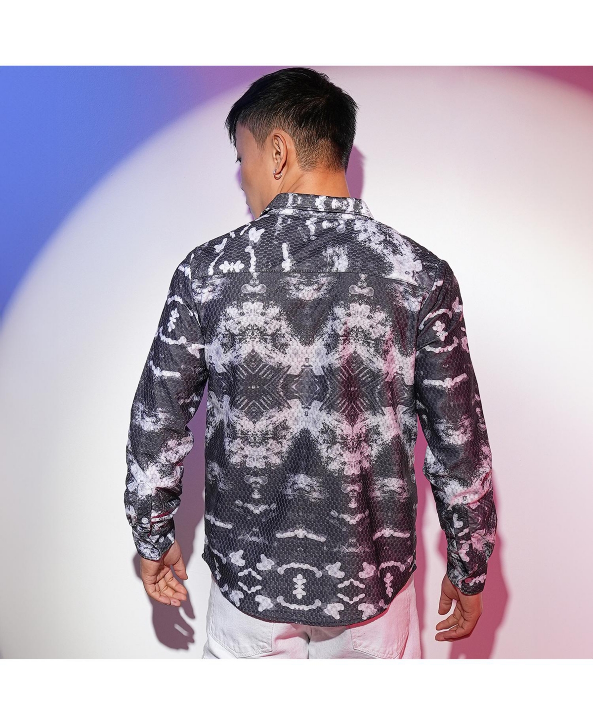 Campus Sutra Men's Midnight& Ivory White Reptilia Shirt - Black