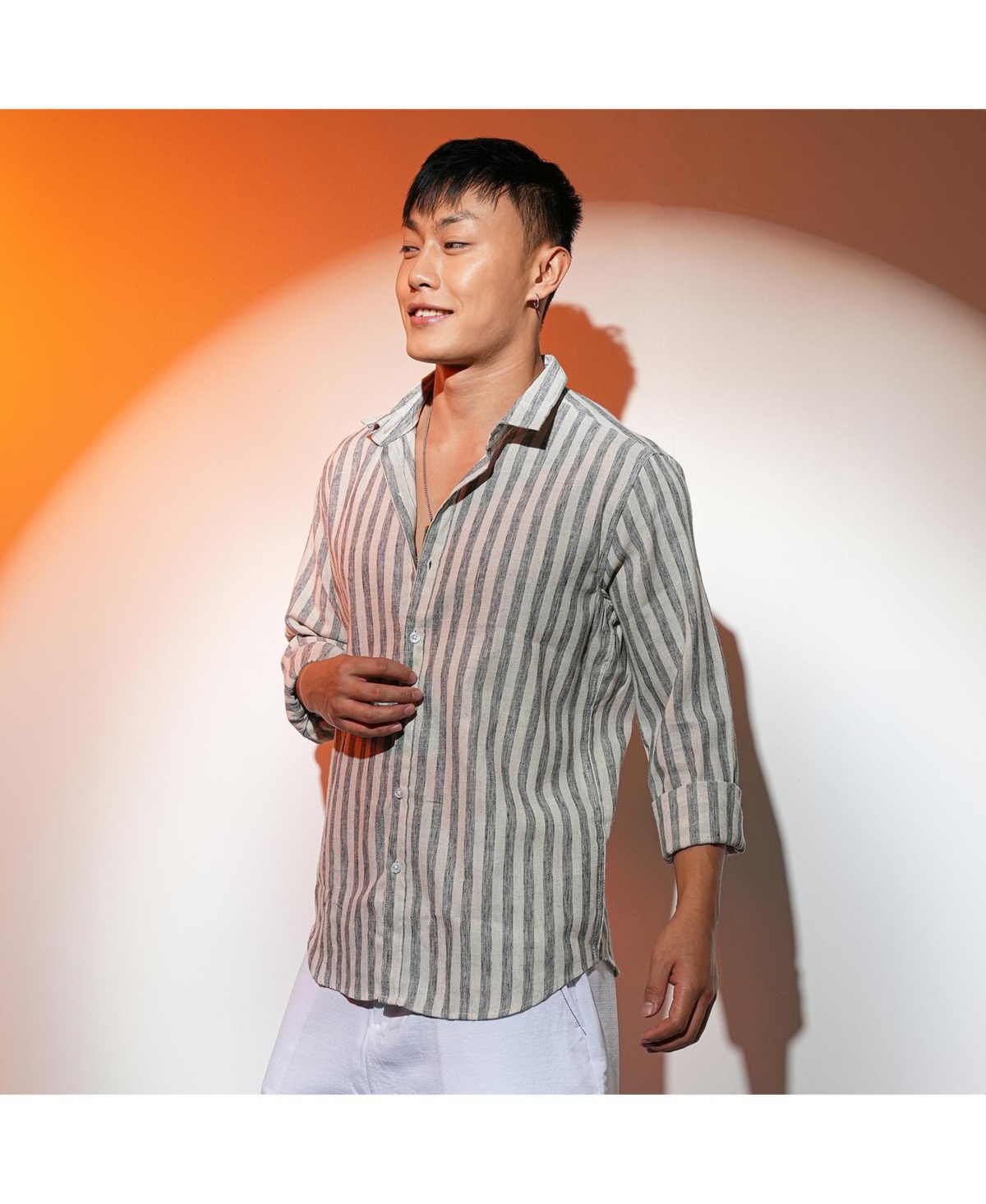 Campus Sutra Men's CharcoalHeathered-Stripe Shirt - Grey