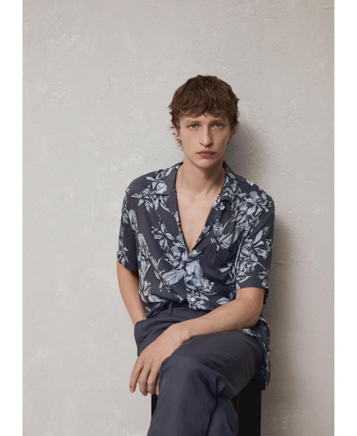 Mango Men's Hawaiian-print Shirt In Charcoal