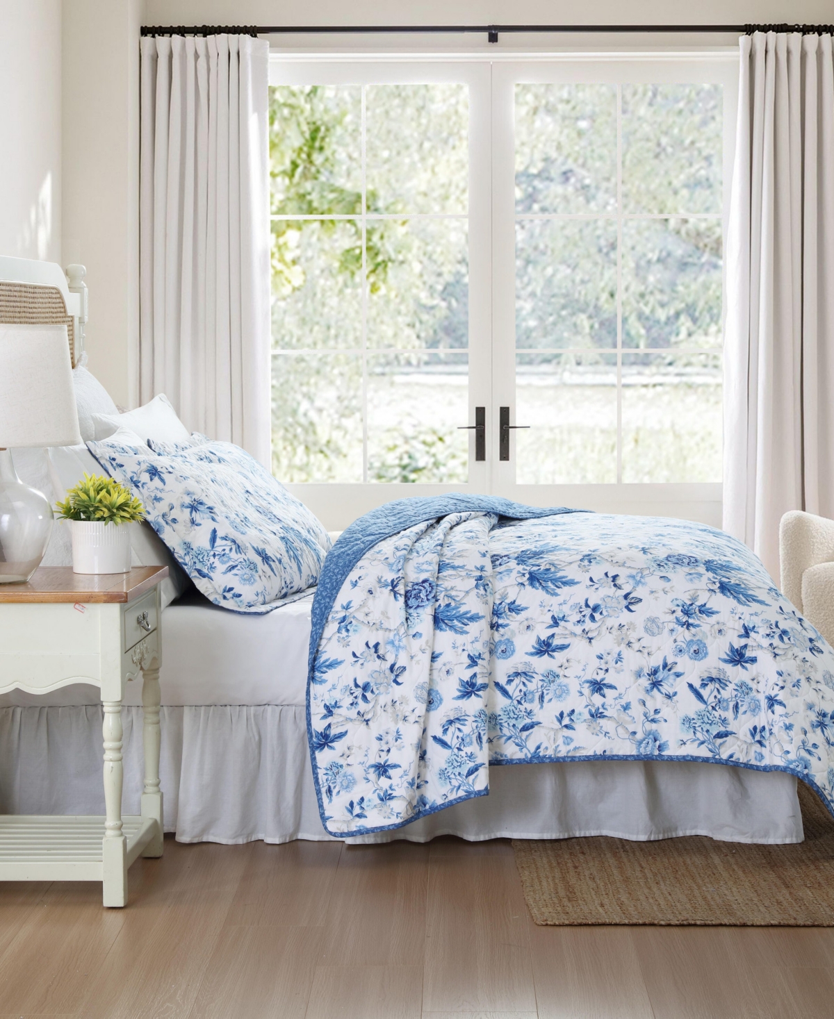 Laura Ashley Breezy Floral Reversible 3-Pc. Quilt Set