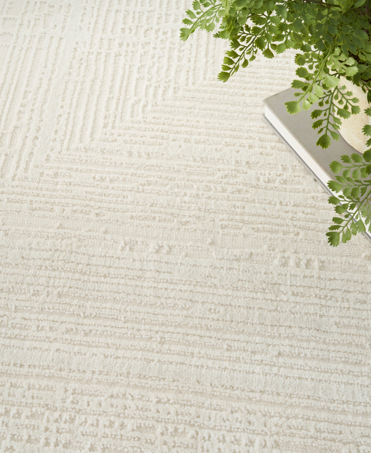 Nourison Home Trends Sut07 2'2"x7'6" Runner Area Rug In Ivory