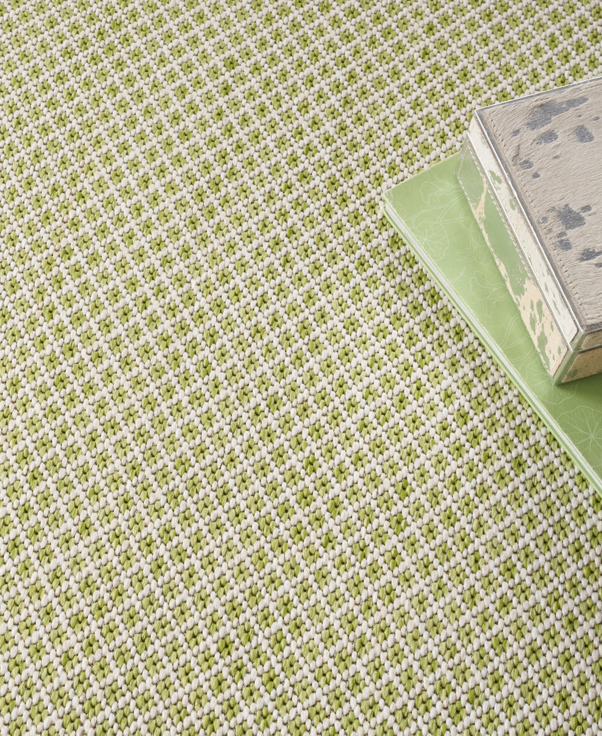 Nourison Home Courtyard Cou01 5'x8' Oval Area Rug In Ivory,green