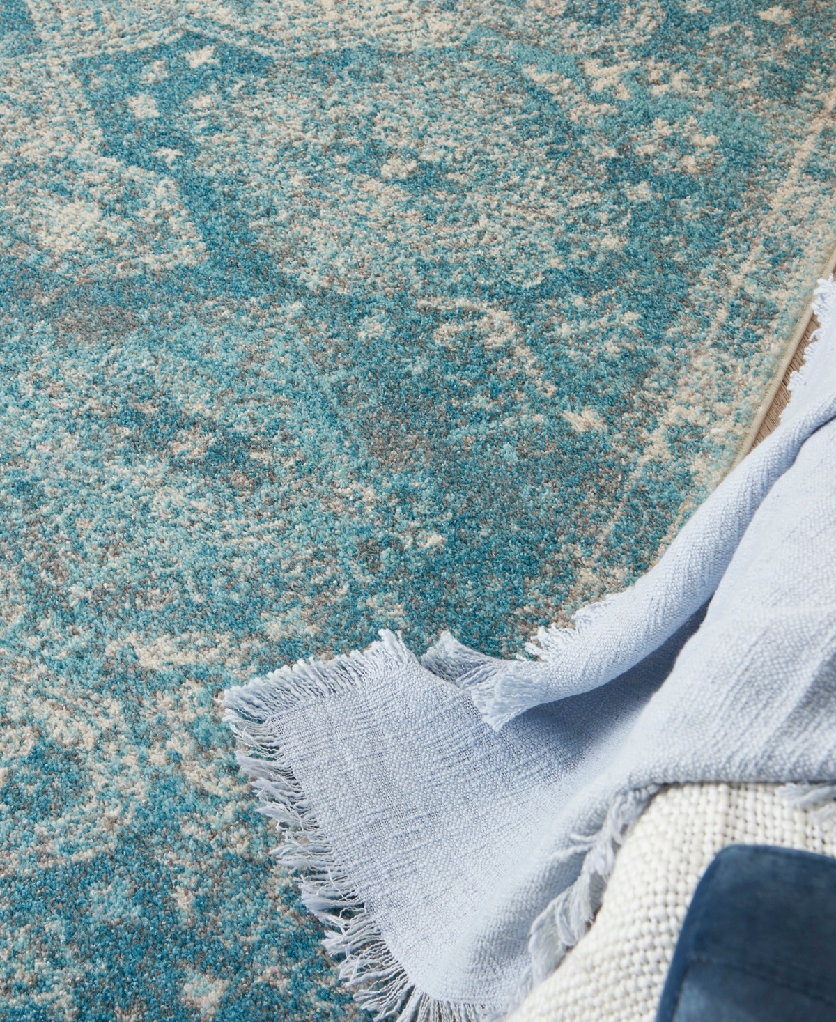 Nourison Home Tranquil Tra13 6'x9' Area Rug In Mist,ivory