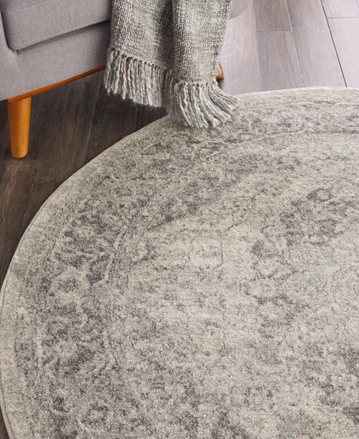 Nourison Home Tranquil Tra05 7'10"x7'10" Round Area Rug In Ivory,gray