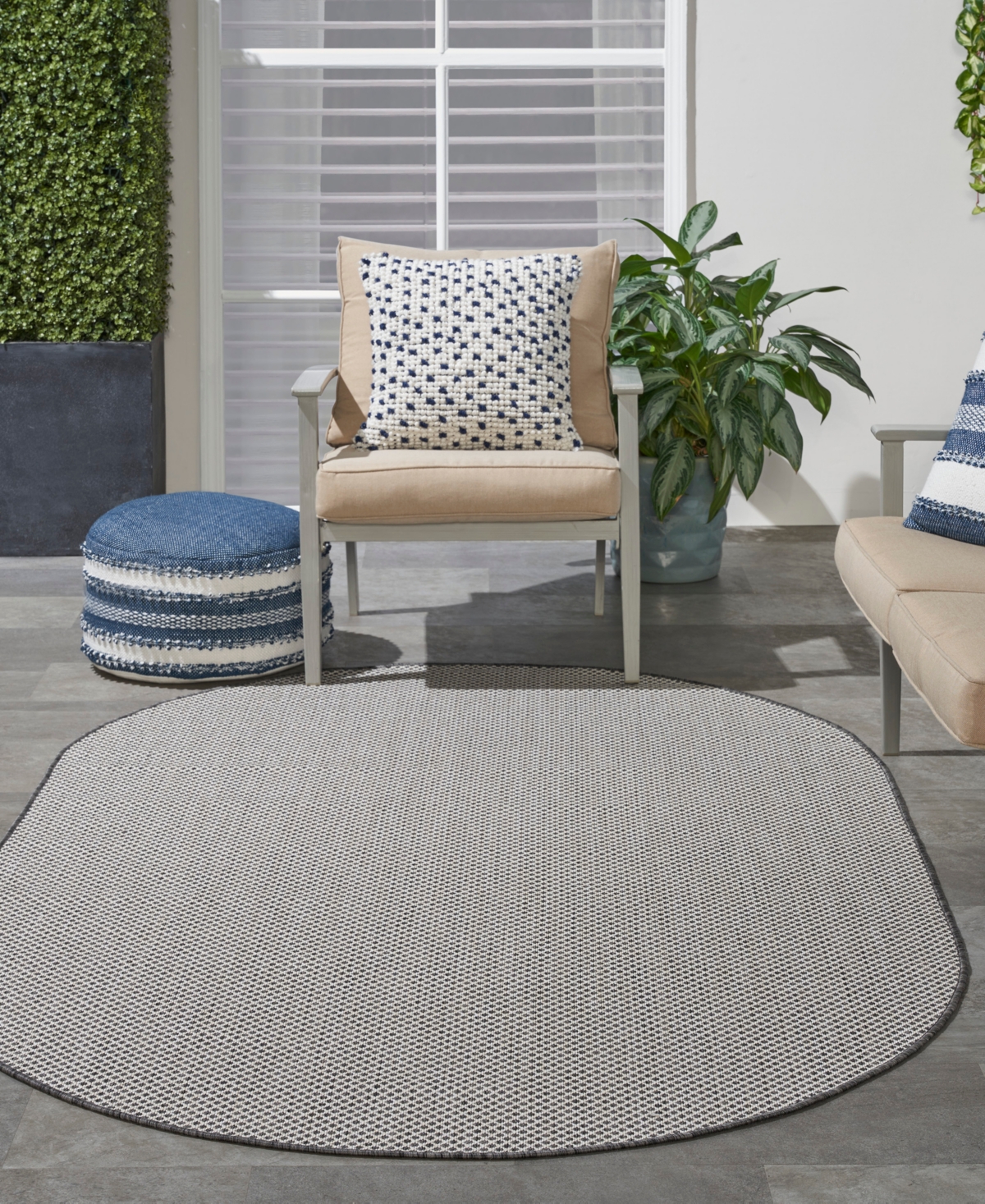 Nourison Home Courtyard Cou01 5'x8' Oval Area Rug In Ivory,charcoal