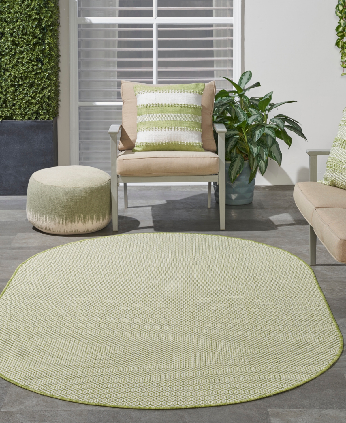 Nourison Home Courtyard Cou01 5'x8' Oval Area Rug In Ivory,green