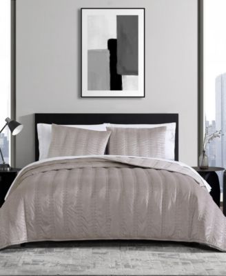 Online Vera Wang Diamond Velvet Queen Quilt Sham Set