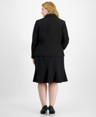 Plus Size Three-Button Jacket & Skirt Suit