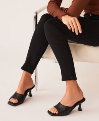 Women's Jerilyn Square Toe Dress Sandals