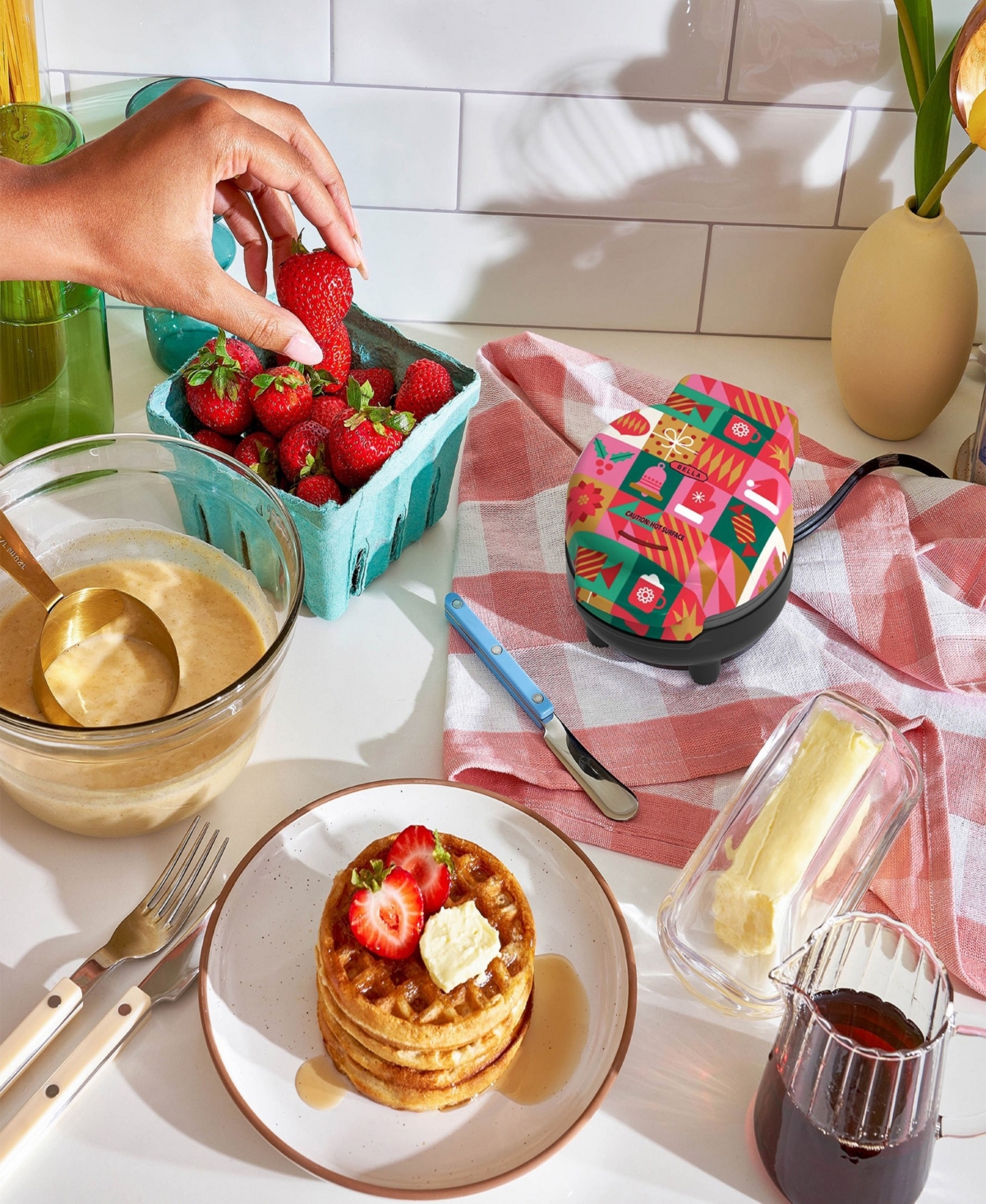 BELLA MINI WAFFLE MAKER 