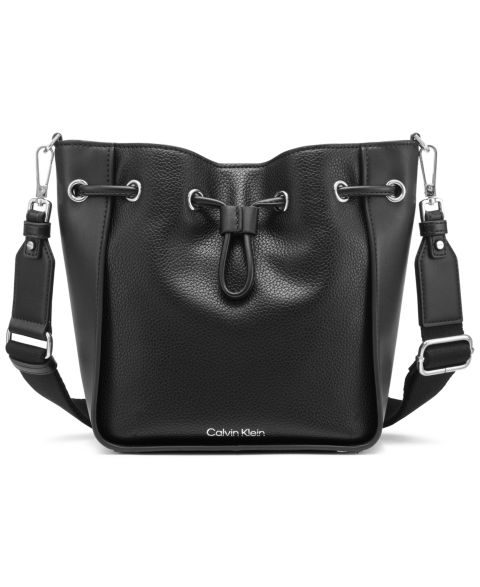 Женская сумка Calvin Klein Holt Crossbody, цвет: Чёрный / Серебряный