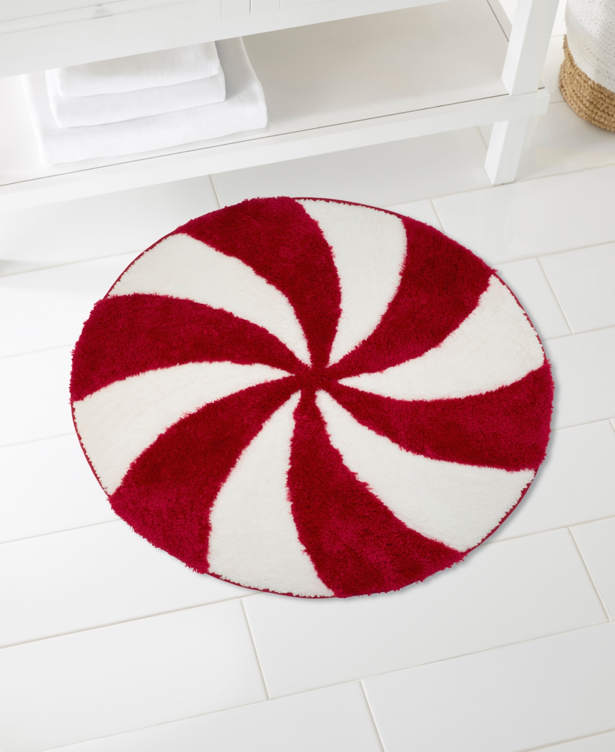 Avanti Peppermint Candy Round Bath Rug, 29" Round In Red