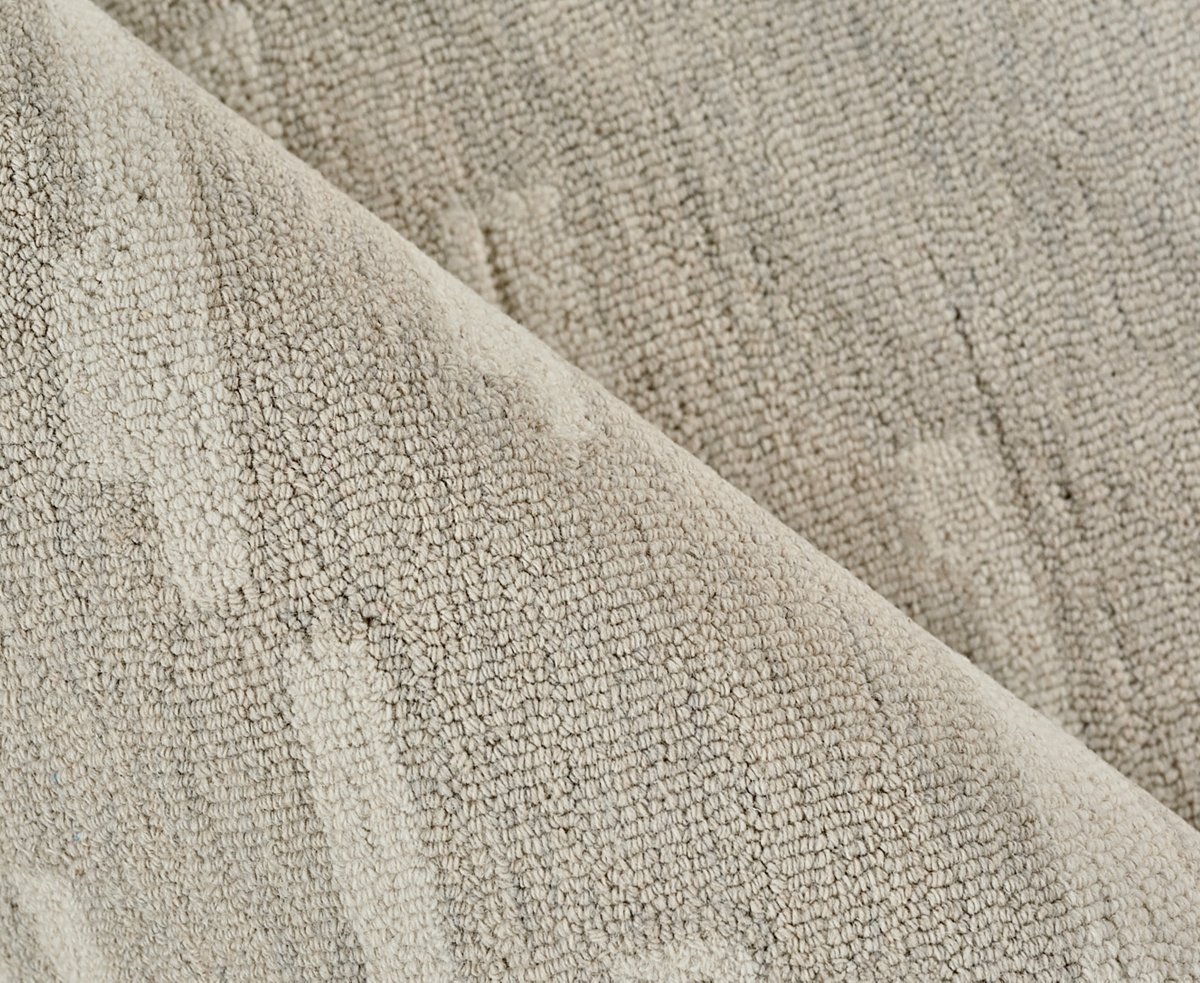 Exquisite Rugs Carmel 6860 5'x8' Area Rug In Silver