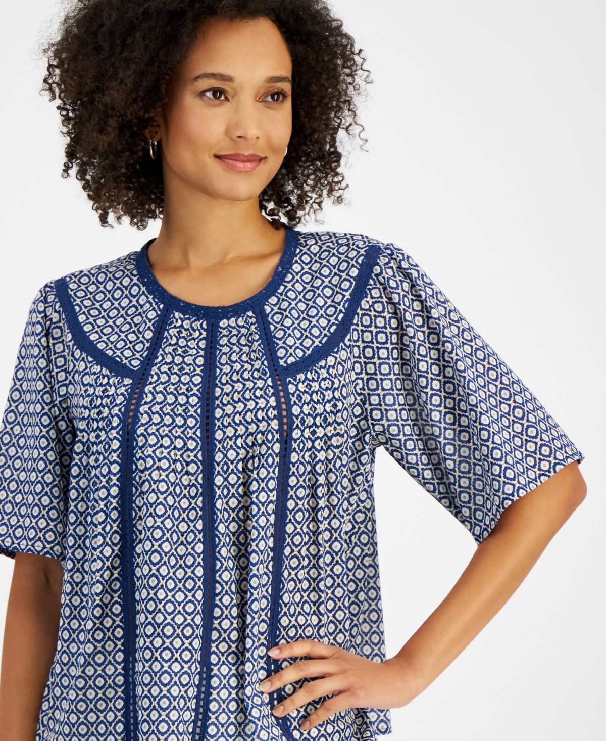 Nautica Jeans Women's Cotton Printed Crochet-Trim Top