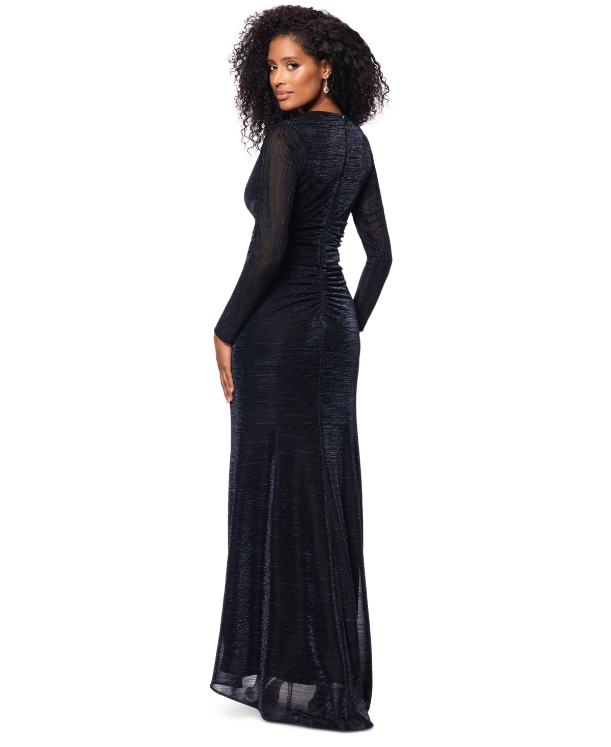 BETSY & ADAM WOMEN'S METALLIC V-NECK LONG-SLEEVE GOWN 