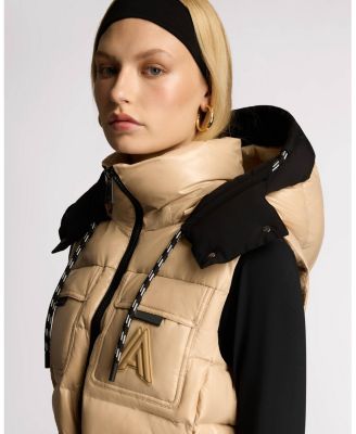 Women's Vercors Lightweight Utility Vest with Lustre Detailing