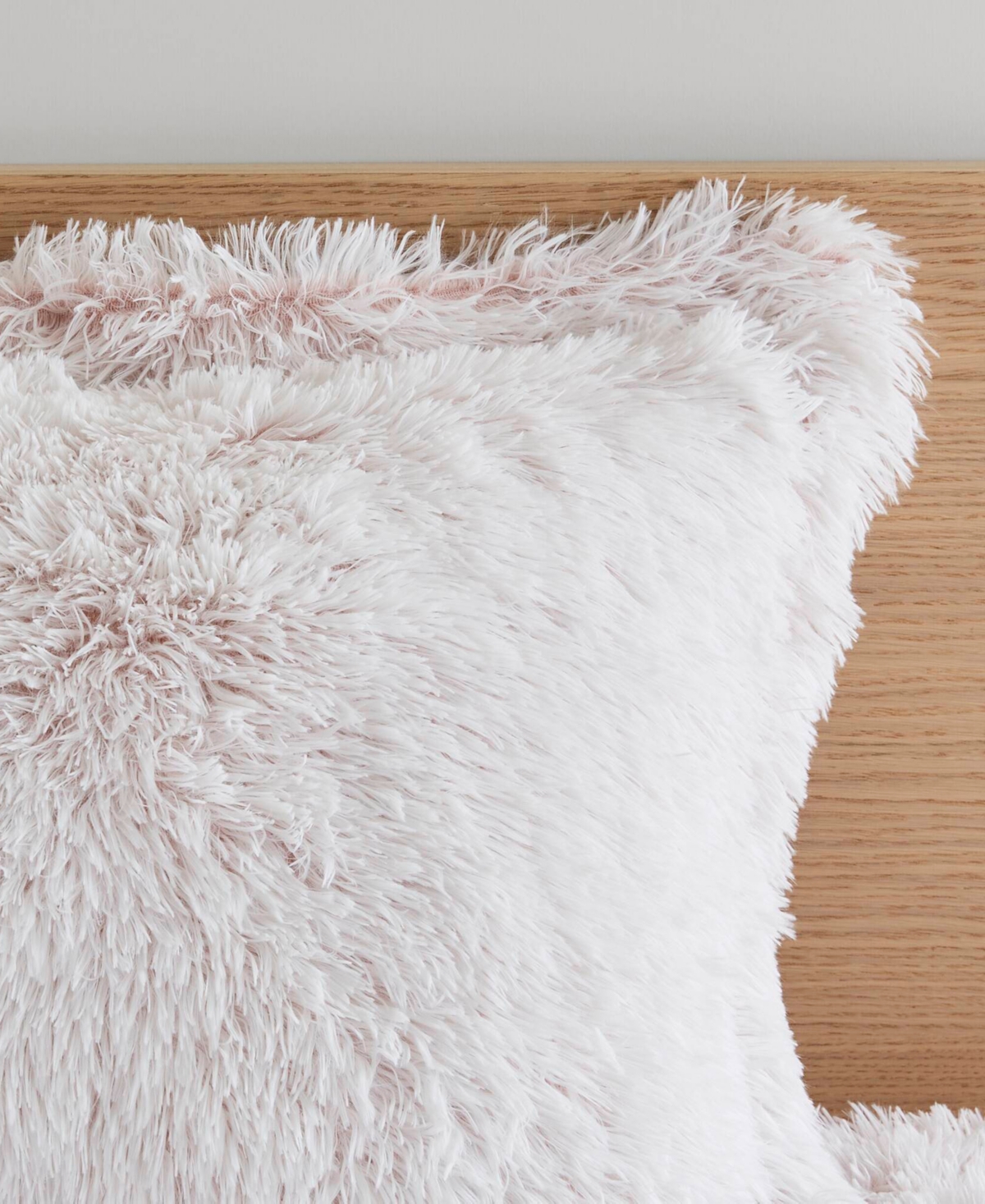 Intelligent Design Malea Shaggy Faux-fur 2-pc. Comforter Set, Twin/twin Xl In Pink,white