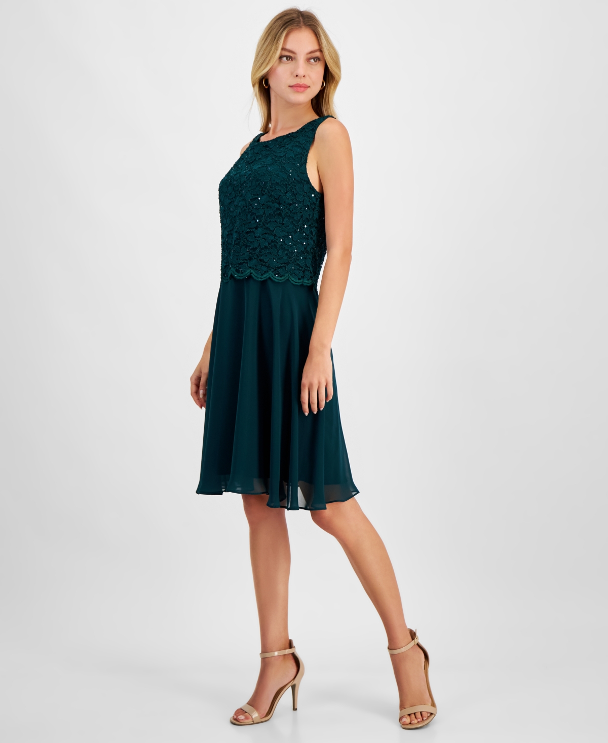 Connected Women's Sequined Scalloped-Lace Dress