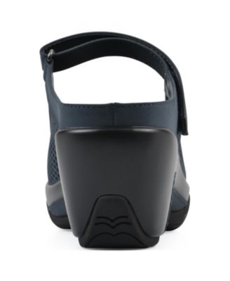 Women's Vinto2 Mary Jane Clogs