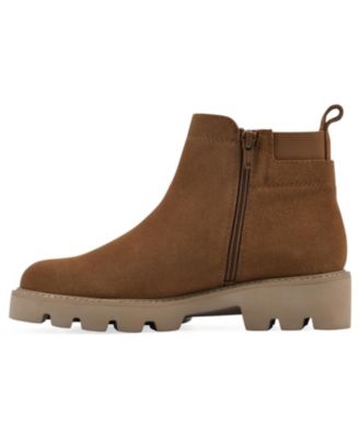 White Mountain Women's Glassie Lug Sole Chelsea Booties