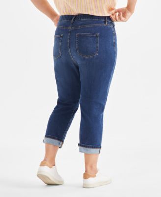 Plus Size Mid-Rise Curvy Capri Jeans, Exclusively at Macy's