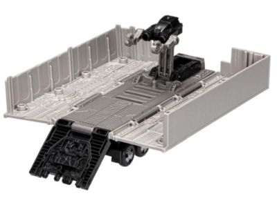 Optimus Prime Volvo VNR 300 Voyager Class | Generations